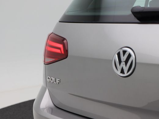 Volkswagen Golf 1.5 TSi 150 Pk Automaat Highline | Adaptive Cruise | Climate Control | Carplay | LED | Sensoren |... ActivLease financial lease