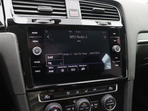 Volkswagen Golf 1.5 TSi 150 Pk Automaat Highline | Adaptive Cruise | Climate Control | Carplay | LED | Sensoren |... ActivLease financial lease