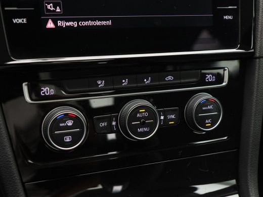 Volkswagen Golf 1.5 TSi 150 Pk Automaat Highline | Adaptive Cruise | Climate Control | Carplay | LED | Sensoren |... ActivLease financial lease