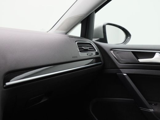 Volkswagen Golf 1.5 TSi 150 Pk Automaat Highline | Adaptive Cruise | Climate Control | Carplay | LED | Sensoren |... ActivLease financial lease