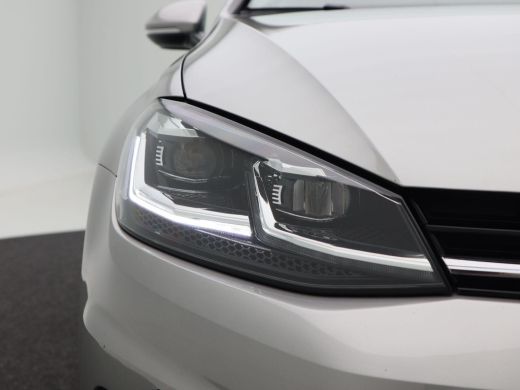 Volkswagen Golf 1.5 TSi 150 Pk Automaat Highline | Adaptive Cruise | Climate Control | Carplay | LED | Sensoren |... ActivLease financial lease