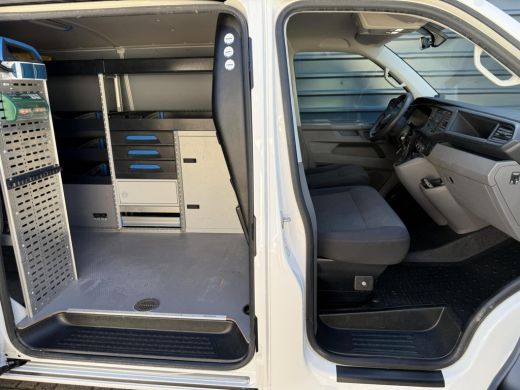Volkswagen Transporter 2.0 TDI Aut.DSG compl.kastinrichting! ActivLease financial lease
