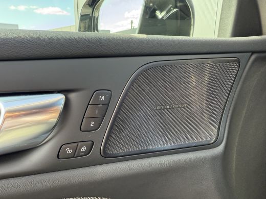 Volvo  V60 T6 Recharge AWD R-Design | Harman/Kardon | Sportstoelen | BLIS | Adaptive Cruise | Verwarmbare St... ActivLease financial lease
