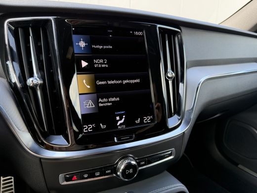 Volvo  V60 T6 Recharge AWD R-Design | Harman/Kardon | Sportstoelen | BLIS | Adaptive Cruise | Verwarmbare St... ActivLease financial lease