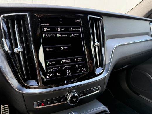 Volvo  V60 T6 Recharge AWD R-Design | Harman/Kardon | Sportstoelen | BLIS | Adaptive Cruise | Verwarmbare St... ActivLease financial lease