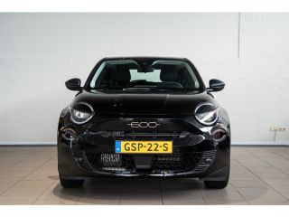 Fiat 600 1.2 Turbo 145PK Hybrid Urban | Camera | Parkeersensoren Voor & Achter | Keyless | Dodehoek | Appl...