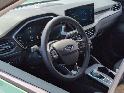 Ford Kuga 2.5 PHEV TITANIUM | DIRECT LEVERBAAR! | NL-AUTO! | WINTERPACK | NIEUW MODEL! | CAMERA | NAVI | CL... ActivLease financial lease