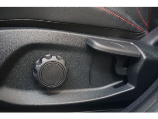 Ford Puma 1.0 EcoBoost Hybrid Full Options! | Pano Dak | Trekhaak Afneembaar | Adaptive Cruise | Winter Pak... ActivLease financial lease