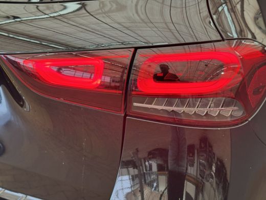 Mercedes-Benz GLA 200 Progressive Camera | Trekhaak | Stoelverwarming | AMG Styling | Elek. Achterklep | Parkeersen... ActivLease financial lease