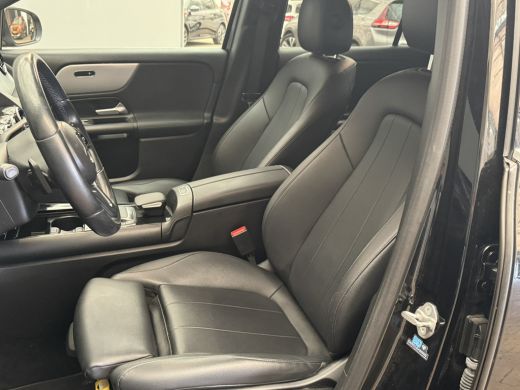 Mercedes-Benz GLA 200 Progressive Camera | Trekhaak | Stoelverwarming | AMG Styling | Elek. Achterklep | Parkeersen... ActivLease financial lease