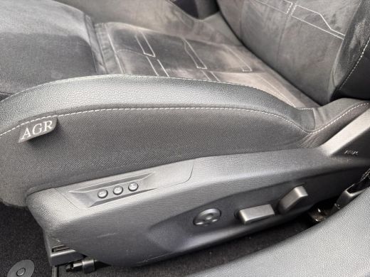 Opel Astra Sports Tourer 1.2 Level 4 Ultimate 130PK Automaat | Full Option | Afneembare Trekhaak | Panorama ... ActivLease financial lease