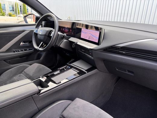 Opel Astra Sports Tourer 1.2 Level 4 Ultimate 130PK Automaat | Full Option | Afneembare Trekhaak | Panorama ... ActivLease financial lease