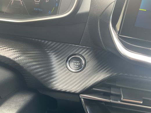 Peugeot e-2008 EV Allure 50 kWh Carplay Navigatie Black Beauty Tel Lader ActivLease financial lease