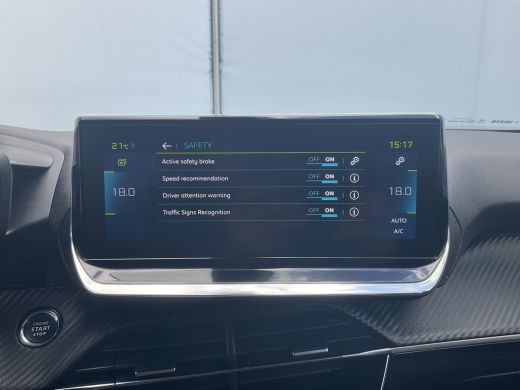 Peugeot e-2008 EV Allure 50 kWh Carplay Navigatie Black Beauty Tel Lader ActivLease financial lease