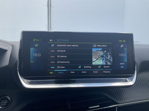 Peugeot e-2008 EV Allure 50 kWh Carplay Navigatie Black Beauty Tel Lader ActivLease financial lease
