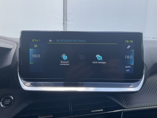 Peugeot e-2008 EV Allure 50 kWh Carplay Navigatie Black Beauty Tel Lader ActivLease financial lease
