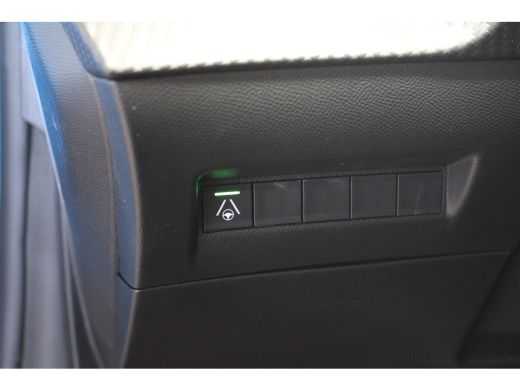 Peugeot e-208 GT Avantage 51kWh Stoelverwarming | Adaptive Cruise Control | Massagefunctie | Camera Voor en Achter ActivLease financial lease