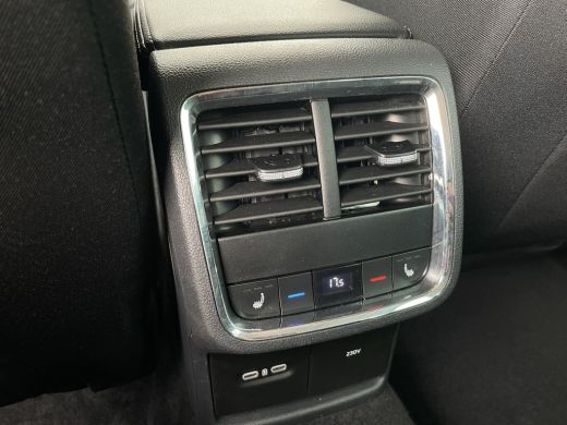 Skoda Octavia Combi 1.4 TSI iV PHEV Business Edition | Trekhaak | Head-Up | Carplay | LED | Sfeerverl. | Camera... ActivLease financial lease