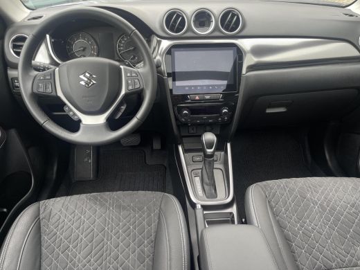 Suzuki Vitara 1.5 Hybrid Style Automaat | Adaptieve Cruise Control | Navigatiesysteem | Stoelverwarming | Elekt... ActivLease financial lease