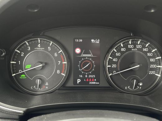 Suzuki Vitara 1.5 Hybrid Style Automaat | Adaptieve Cruise Control | Navigatiesysteem | Stoelverwarming | Elekt... ActivLease financial lease