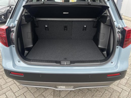 Suzuki Vitara 1.5 Hybrid Style Automaat | Adaptieve Cruise Control | Navigatiesysteem | Stoelverwarming | Elekt... ActivLease financial lease