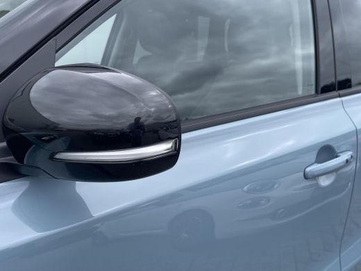 Suzuki Vitara 1.5 Hybrid Style Automaat | Adaptieve Cruise Control | Navigatiesysteem | Stoelverwarming | Elekt... ActivLease financial lease