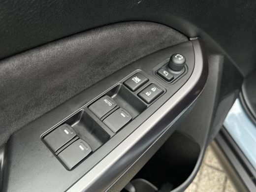 Suzuki Vitara 1.5 Hybrid Style Automaat | Adaptieve Cruise Control | Navigatiesysteem | Stoelverwarming | Elekt... ActivLease financial lease