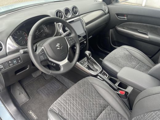 Suzuki Vitara 1.5 Hybrid Style Automaat | Adaptieve Cruise Control | Navigatiesysteem | Stoelverwarming | Elekt... ActivLease financial lease
