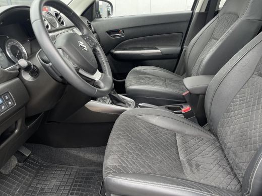 Suzuki Vitara 1.5 Hybrid Style AllGrip Automaat | Parkeersensoren voor- en achter | Navigatiesysteem | Stoelver... ActivLease financial lease