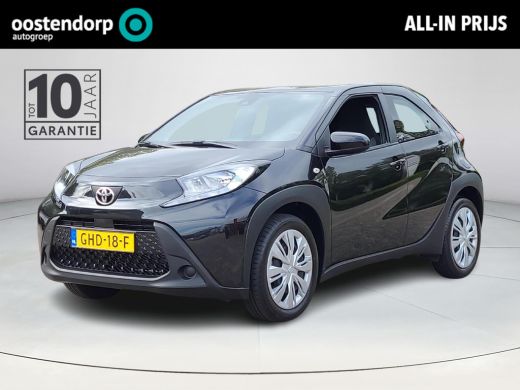 Toyota Aygo 1.0 VVT-i MT Play | Apple CarPlay / Android Auto | Parkeercamera | Rijklaarprijs incl. garantie | Toyota Aygo 1.0 VVT-i MT Play | Apple CarPlay / Android Auto | Parkeercamera | Rijklaarprijs incl. garantie |