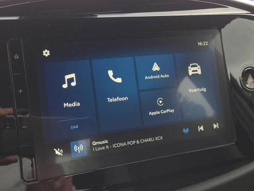 Toyota Aygo 1.0 VVT-i MT Play | Apple CarPlay / Android Auto | Parkeercamera | Rijklaarprijs incl. garantie | ActivLease financial lease
