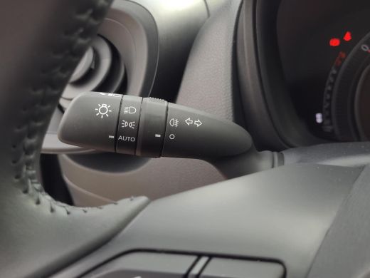 Toyota Aygo 1.0 VVT-i MT Play | Apple CarPlay / Android Auto | Parkeercamera | Rijklaarprijs incl. garantie | ActivLease financial lease