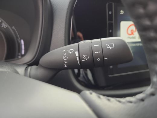 Toyota Aygo 1.0 VVT-i MT Play | Apple CarPlay / Android Auto | Parkeercamera | Rijklaarprijs incl. garantie | ActivLease financial lease