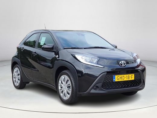 Toyota Aygo 1.0 VVT-i MT Play | Apple CarPlay / Android Auto | Parkeercamera | Rijklaarprijs incl. garantie | ActivLease financial lease