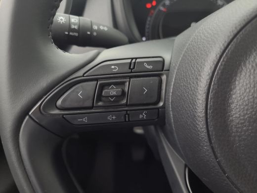 Toyota Aygo 1.0 VVT-i MT Play | Apple CarPlay / Android Auto | Parkeercamera | Rijklaarprijs incl. garantie | ActivLease financial lease