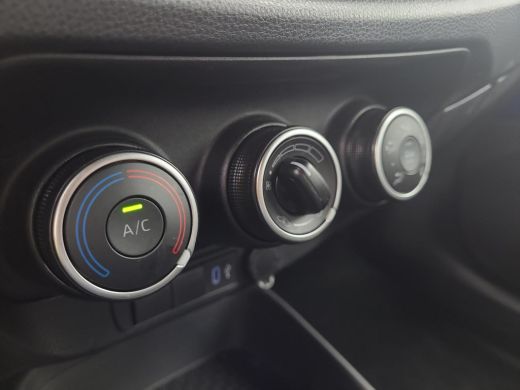 Toyota Aygo 1.0 VVT-i MT Play | Apple CarPlay / Android Auto | Parkeercamera | Rijklaarprijs incl. garantie | ActivLease financial lease