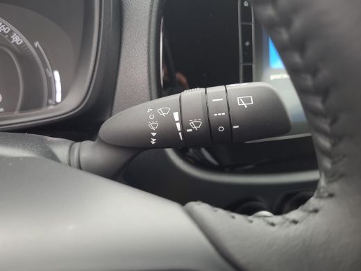 Toyota Aygo 1.0 VVT-i MT Play | Apple CarPlay / Android Auto | Parkeercamera | Rijklaarprijs incl. garantie | ActivLease financial lease