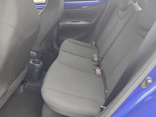 Toyota Aygo 1.0 VVT-i MT Play | Apple CarPlay / Android Auto | Parkeercamera | Rijklaarprijs incl. garantie | ActivLease financial lease