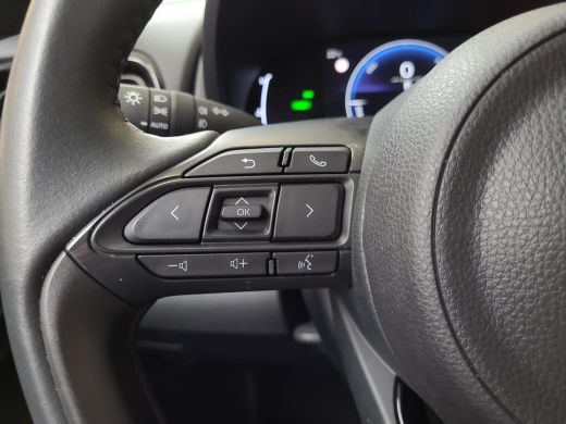 Toyota Yaris 1.5 Hybrid 115 First Edition | Apple CarPlay / Android Auto | LED Verlichting | Rijklaarprijs inc... ActivLease financial lease