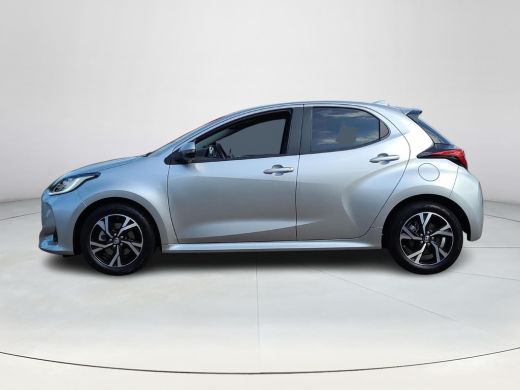 Toyota Yaris 1.5 Hybrid 115 First Edition | Apple CarPlay / Android Auto | LED Verlichting | Rijklaarprijs inc... ActivLease financial lease