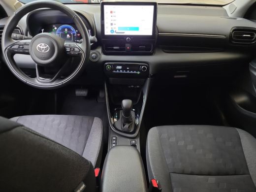 Toyota Yaris 1.5 Hybrid 115 First Edition | Apple CarPlay / Android Auto | LED Verlichting | Rijklaarprijs inc... ActivLease financial lease