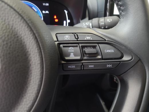 Toyota Yaris 1.5 Hybrid 115 First Edition | Apple CarPlay / Android Auto | LED Verlichting | Rijklaarprijs inc... ActivLease financial lease