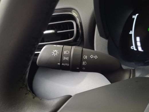 Toyota Yaris 1.5 Hybrid 115 First Edition | Apple CarPlay / Android Auto | LED Verlichting | Rijklaarprijs inc... ActivLease financial lease