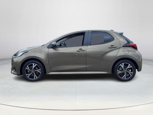 Toyota Yaris 1.5 Hybrid 115 First Edition | Apple CarPlay / Android Auto | LED Verlichting | Rijklaarprijs inc... ActivLease financial lease