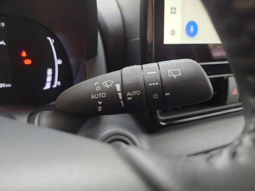 Toyota Yaris 1.5 Hybrid 115 First Edition | Apple CarPlay / Android Auto | LED Verlichting | Rijklaarprijs inc... ActivLease financial lease