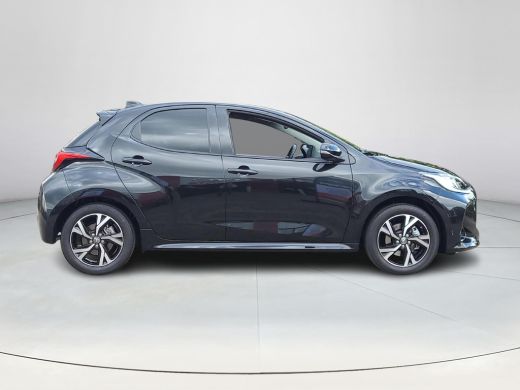 Toyota Yaris 1.5 Hybrid 115 First Edition | Apple CarPlay / Android Auto | LED Verlichting | Rijklaarprijs inc... ActivLease financial lease