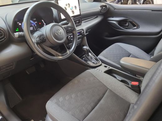 Toyota Yaris 1.5 Hybrid 115 First Edition | Apple CarPlay / Android Auto | LED Verlichting | Rijklaarprijs inc... ActivLease financial lease