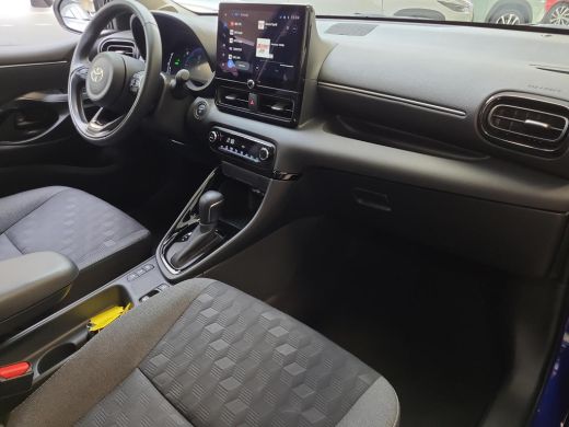 Toyota Yaris 1.5 Hybrid 115 First Edition | Apple CarPlay / Android Auto | LED Verlichting | Rijklaarprijs inc... ActivLease financial lease