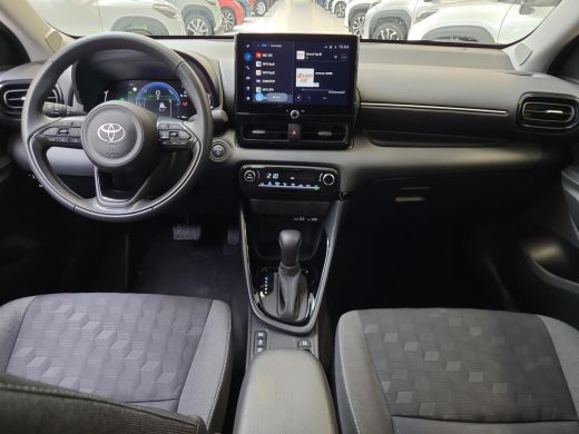 Toyota Yaris 1.5 Hybrid 115 First Edition | Apple CarPlay / Android Auto | LED Verlichting | Rijklaarprijs inc... ActivLease financial lease