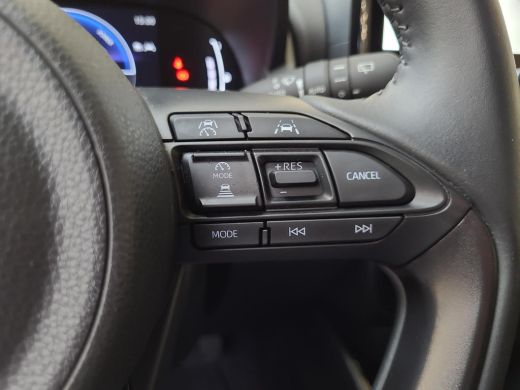 Toyota Yaris 1.5 Hybrid 115 First Edition | Apple CarPlay / Android Auto | LED Verlichting | Rijklaarprijs inc... ActivLease financial lease
